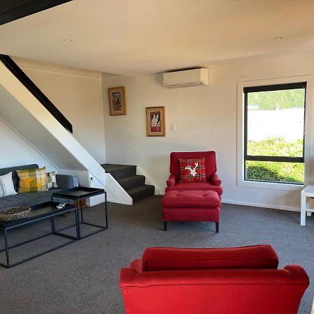 Views On Parry - Lake Hawea Holiday Home Kültér fotó
