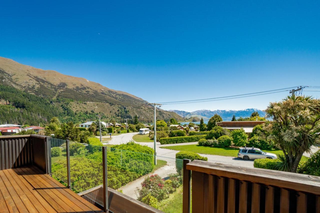 Views On Parry - Lake Hawea Holiday Home Kültér fotó