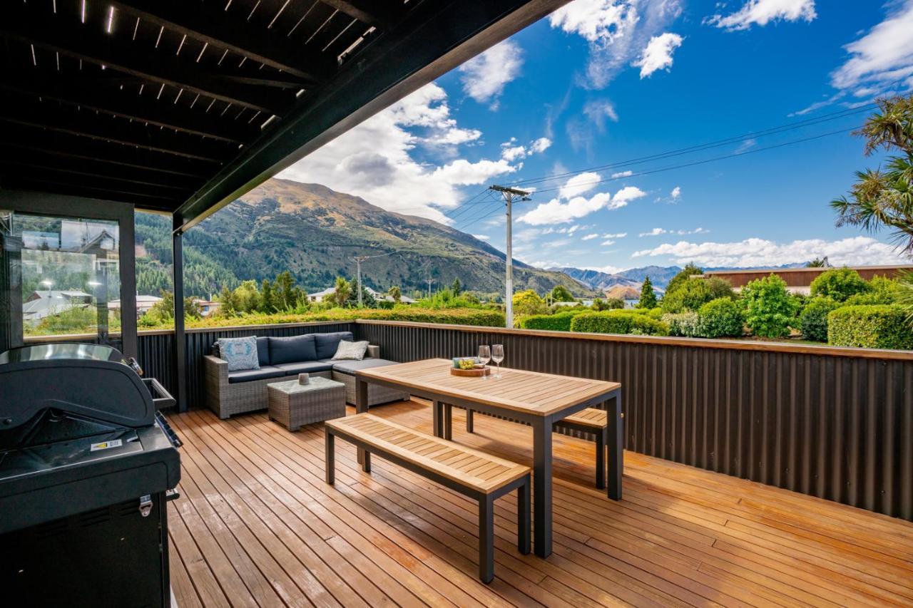 Views On Parry - Lake Hawea Holiday Home Kültér fotó